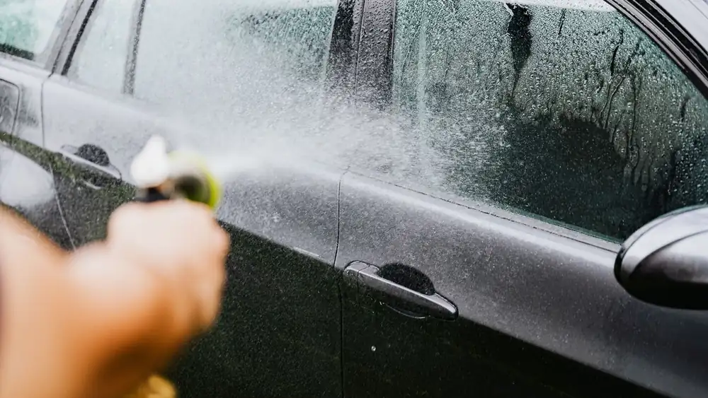 Peut-on laver une voiture avec covering ou film PPF