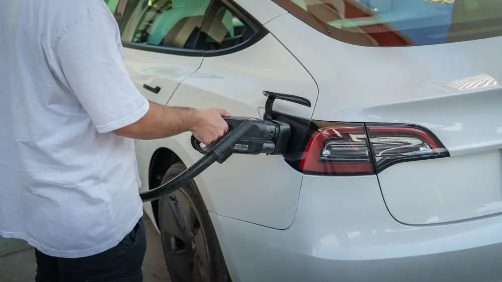 Recharge de clim au CO2 (R744) : le service qui manque près de chez vous